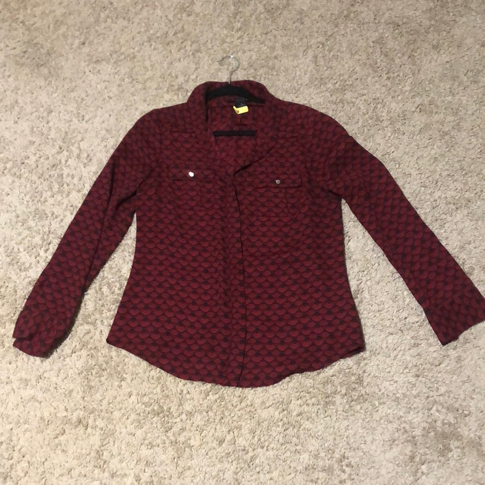 Well cared for BHWM red and black patterned button up, size 8